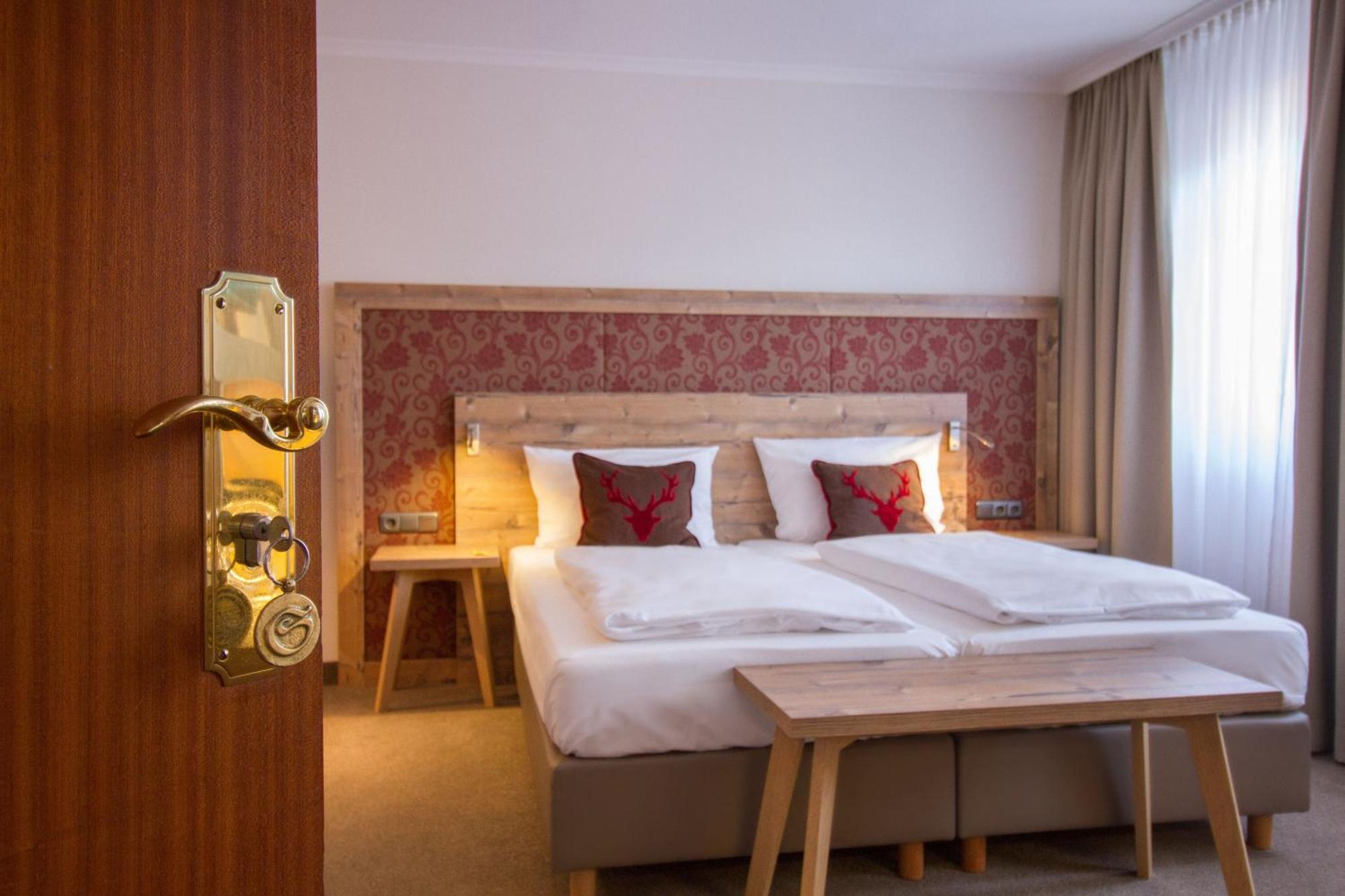 Romantik Hotel Schubert เลาเทอร์บาค ภายนอก รูปภาพ