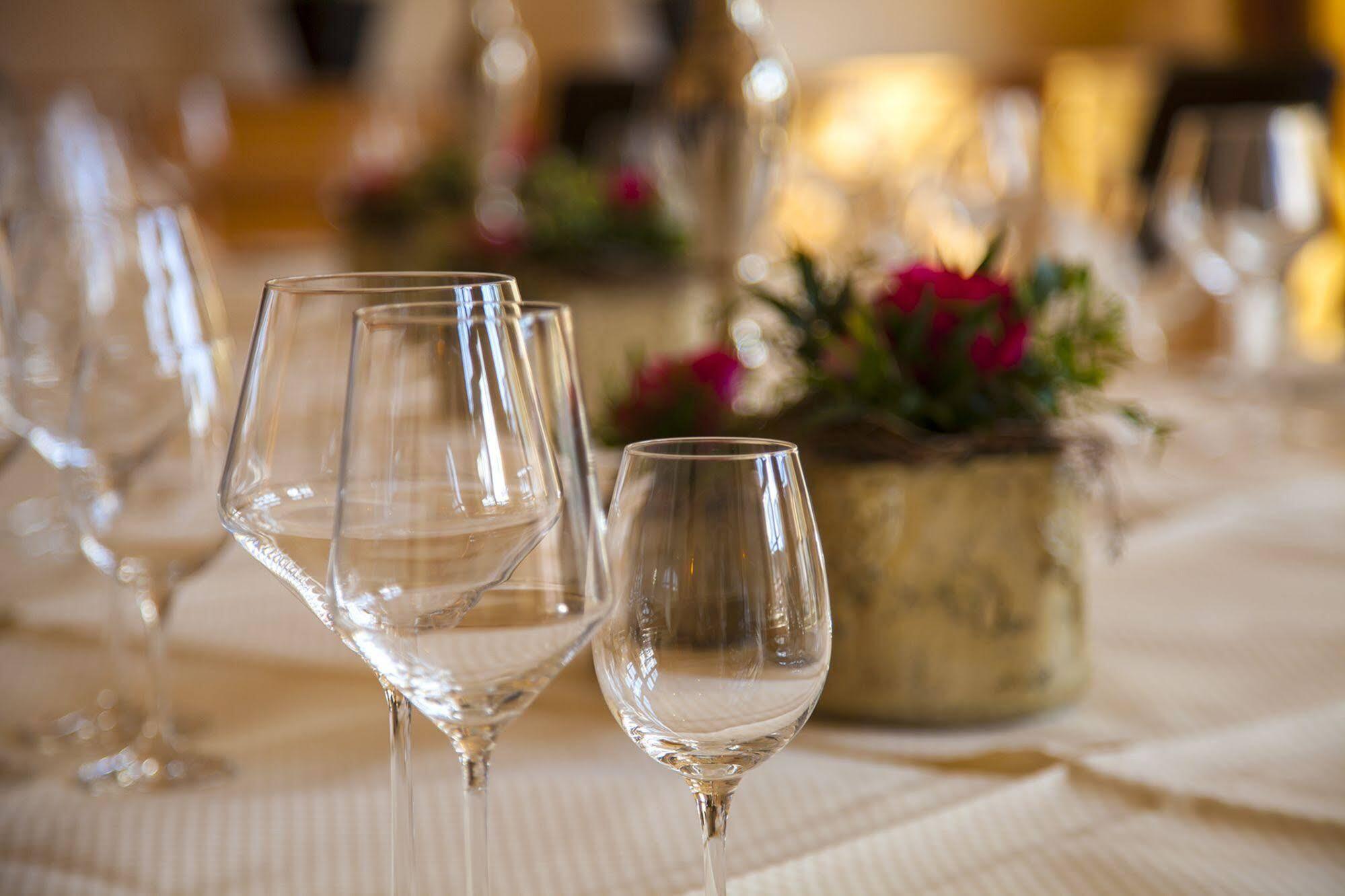 Romantik Hotel Schubert เลาเทอร์บาค ภายนอก รูปภาพ